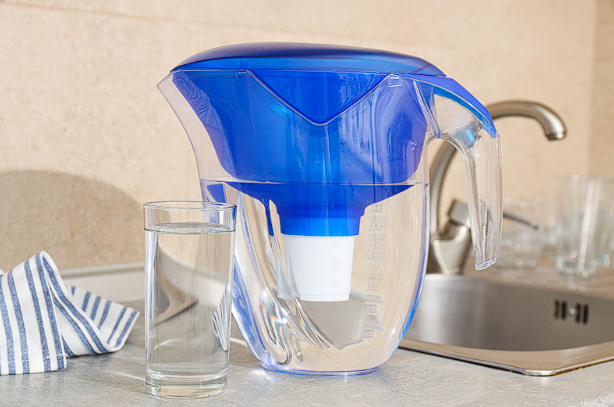 7 Best Hydrogen Water Pitchers & Alternatives [2024]