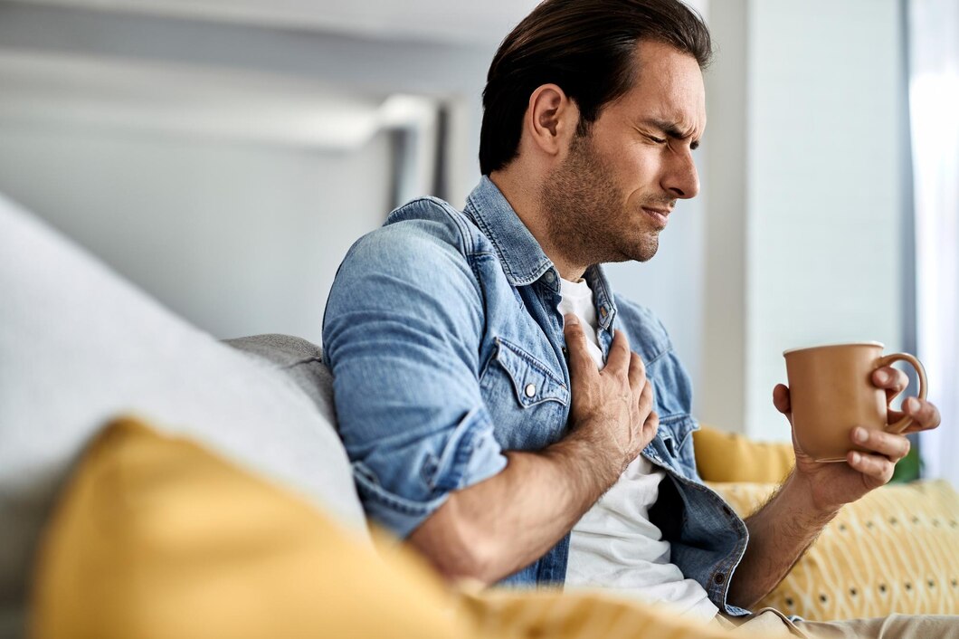 Kangen Water and Acid Reflux: Does Alkaline Water Help With Acid Reflux? [2025]